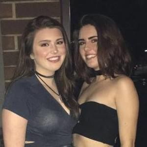 Meet your Posher, Carly